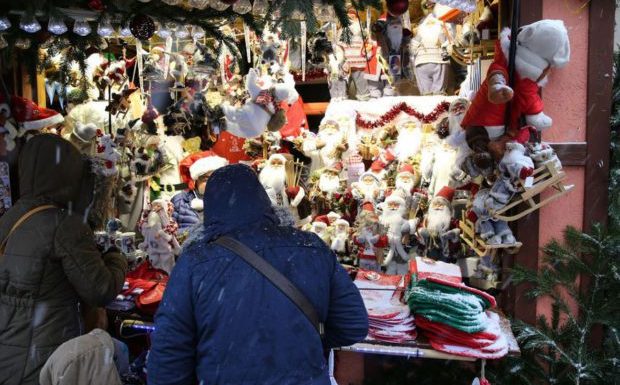 Nice : le marché de Noël évacué après des menaces, un homme disant qu’il allait « tout faire péter » arrêté