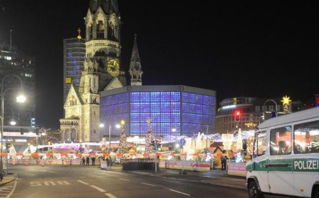 Berlin : le marché de Noël évacué en raison d’une possible menace terroriste (MàJ : deux suspects arrêtés)