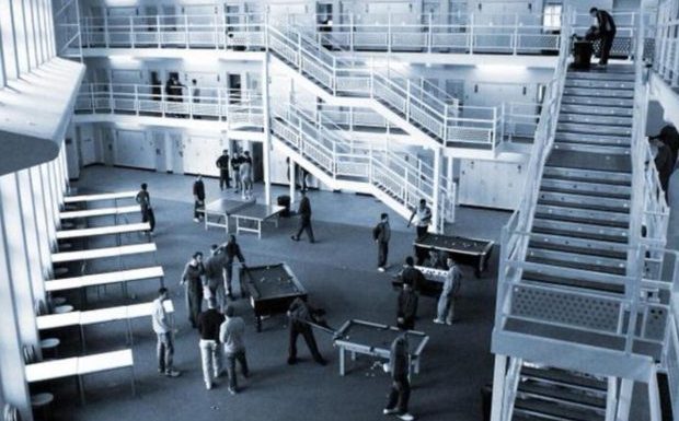 Angleterre et Pays de Galles : le taux de musulmans dans les prisons a doublé depuis 2002, des prisonniers font appliquer la charia