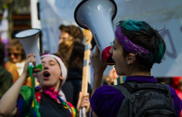 Les jeunes adorent l’État-providence… sauf quand ils voient ce que ça leur coûte