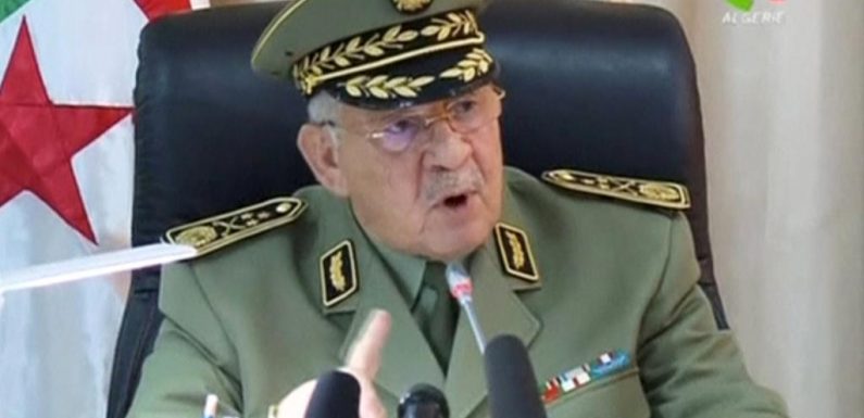 Algérie: après la mort du général Salah, la position de l’armée reste solide
