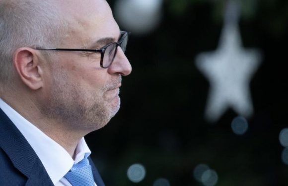 « Cela a été d’une violence sans nom » : quand Laurent Pietraszewski a mis à pied une caissière qui avait offert un pain au chocolat à une cliente