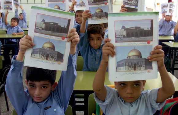 Norwegian lawmakers want Palestinian aid frozen over incitement