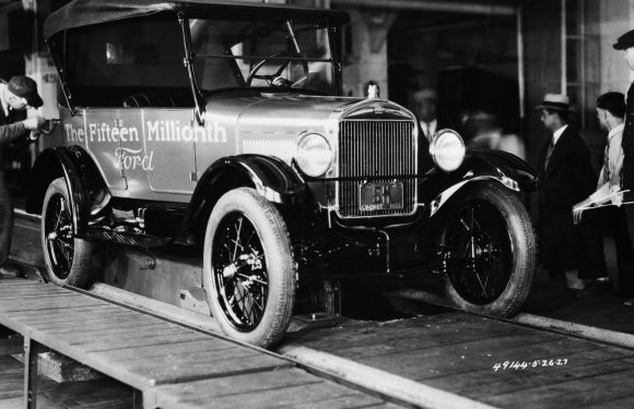 13 photos qui illustrent la première révolution automobile aux Etats-Unis