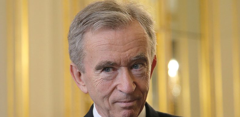 Bernard Arnault assigné en justice par le chef du PCF et l’association Lanceur d’Alerte