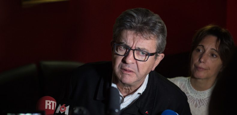 Jean-Luc Mélenchon salue le «grand progrès» de Marine Le Pen qui appelle à manifester le 5 décembre
