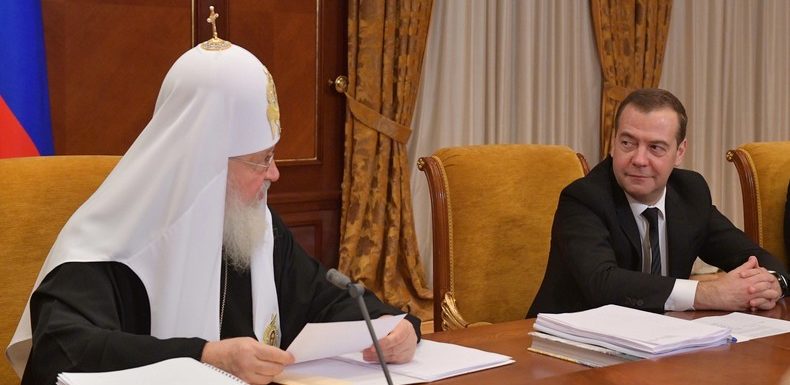 Un projet de loi contre les violences domestiques critiqué par le patriarche russe