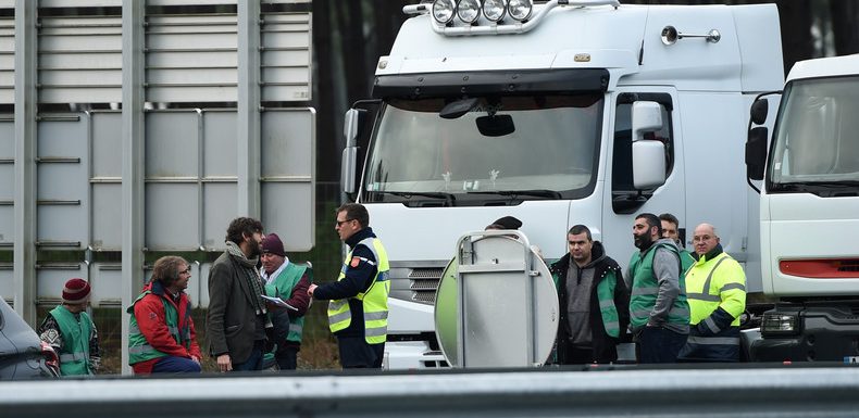 Blocages : au tour des routiers de protester… contre la hausse du gazole