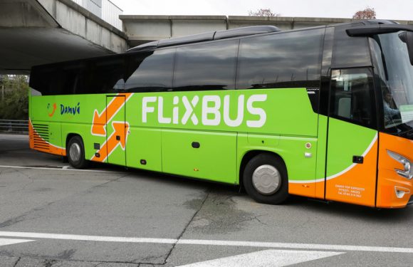 «Cars Macron» : flop des bus anti-grèves promus par le gouvernement, qui ont roulé à vide