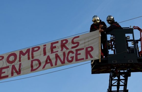 Tours : à cran, des pompiers boycottent les discours des élus pour la Sainte-Barbe (VIDEO)