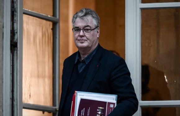 Retraites : dénonçant un conflit d&rsquo;intérêt, l&rsquo;opposition réclame des comptes à Delevoye