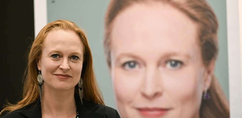 Suivie, la candidate LREM à Lille se retranche dans sa permanence : un homme en garde à vue