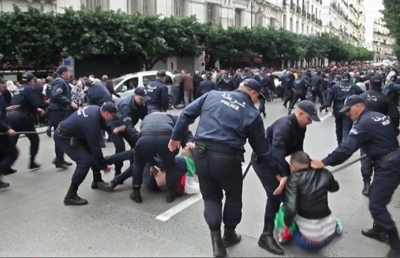 Présidentielle en Algérie : une journée électorale émaillée de violences (VIDEOS)