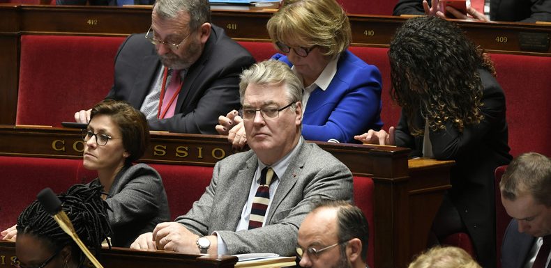 Démission de Delevoye : l’opposition appelle à l’abandon de la réforme, LREM la défend bec et ongles