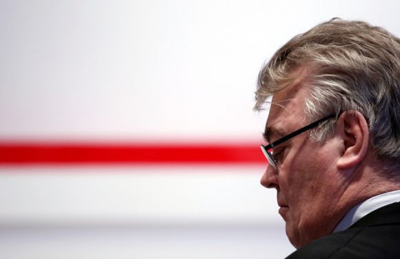 Le gouvernement était-il au courant du cumul des mandats exercés par Jean-Paul Delevoye ?