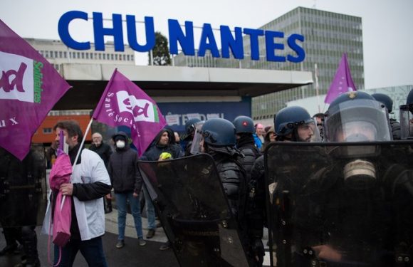 Réforme des retraites : une maternité nantaise aurait été évacuée à cause des gaz lacrymogènes
