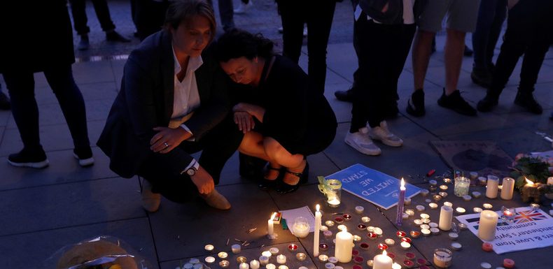 «Faut-il pardonner aux terroristes ?» : le sujet d’un devoir d’école indigne en Angleterre