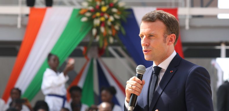 «Erreur profonde» et «faute de la République» : à Abidjan, Emmanuel Macron dénonce le colonialisme