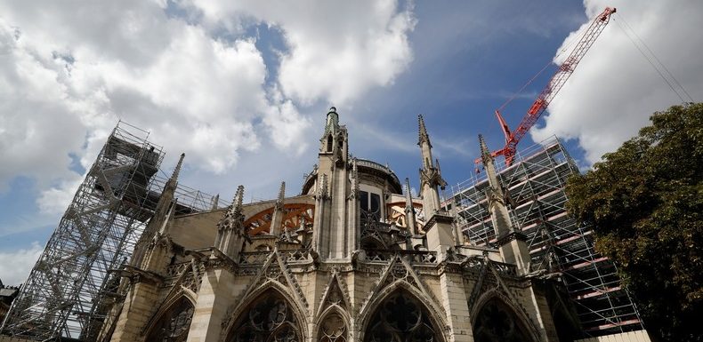 Pas de messe de Noël à Notre-Dame, une première depuis 1803