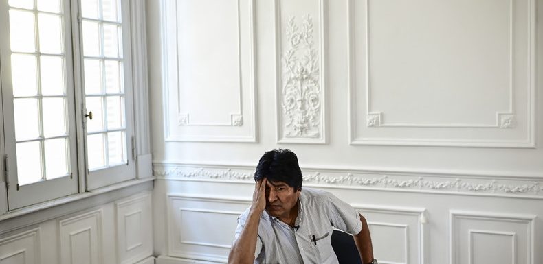 Evo Morales se dit «convaincu» d’avoir été renversé en raison des réserves de lithium de Bolivie