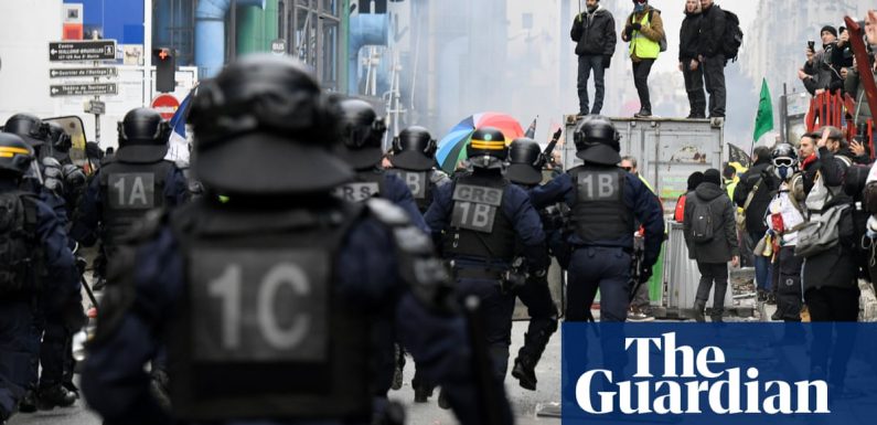 Paris protesters clash with police over pension reform