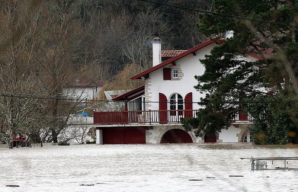 Intempéries dans le sud-ouest de la France : au moins 3 morts