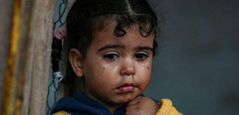 Grèce : des enfants réfugiés tentent de se suicider pour échapper aux conditions de vie des camps