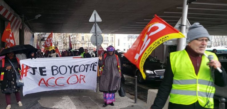 Paris: Après cinq mois de grève, les femmes de chambre de l’Ibis des Batignolles gardent espoir