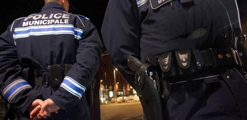 Toulouse : Une voiture fonce sur un équipage de la police municipale
