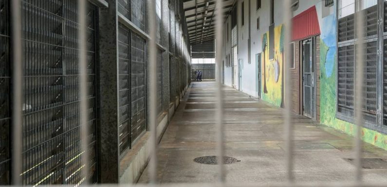 Accusations d’agression sexuelle : Un père reçoit une demande de rançon pour que son fils soit « épargné » en prison