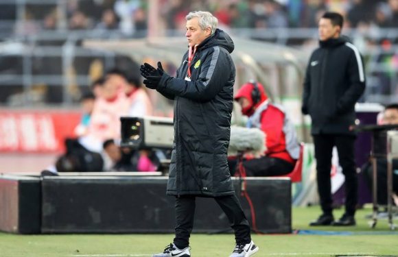 Bruno Genesio a la cote en Chine… Même sans titre de champion, l&rsquo;ex-coach de l&rsquo;OL prolonge d&rsquo;un an au Beijing Guoan