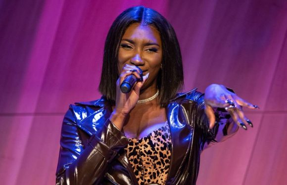 VIDEO. La chanteuse Aya Nakamura oublie de parler du Téléthon… et se fait lyncher sur les réseaux sociaux