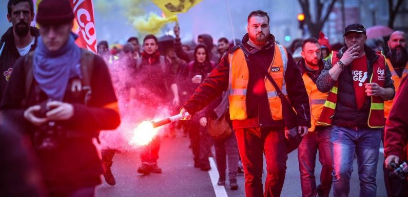 Vacances de Noël : Ceux qui ont prévu de prendre un train sont-ils sûrs d’en avoir un ?