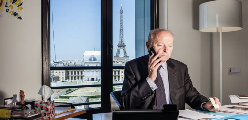 Strasbourg : Le Défenseur des droits se saisit d’office de l’affaire de l’adolescent blessé par un tir de LBD