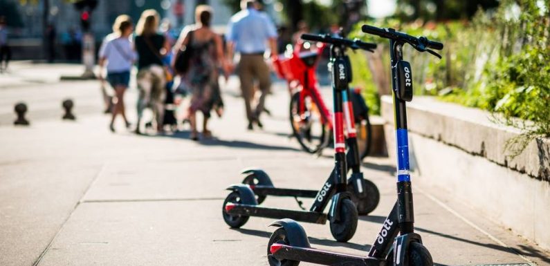 Grève du 5 décembre : Extinction Rebellion met hors service 3.600 trottinettes électriques en soutien aux manifestants