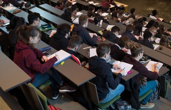 Grèves: Plusieurs universités reportent les examens de fin d&rsquo;année