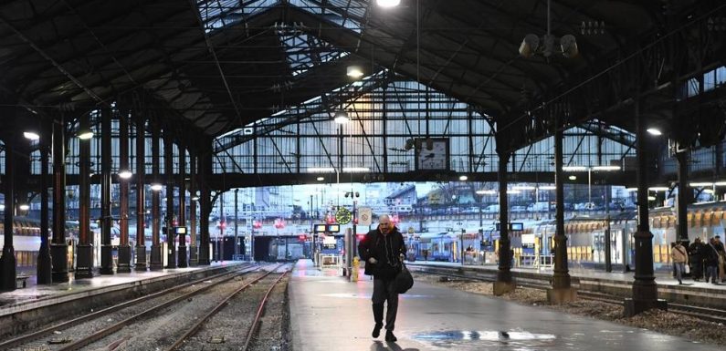 Grève dans les transports : Vous n’aurez pas de train pour Noël, quel est votre plan B ? Racontez-nous