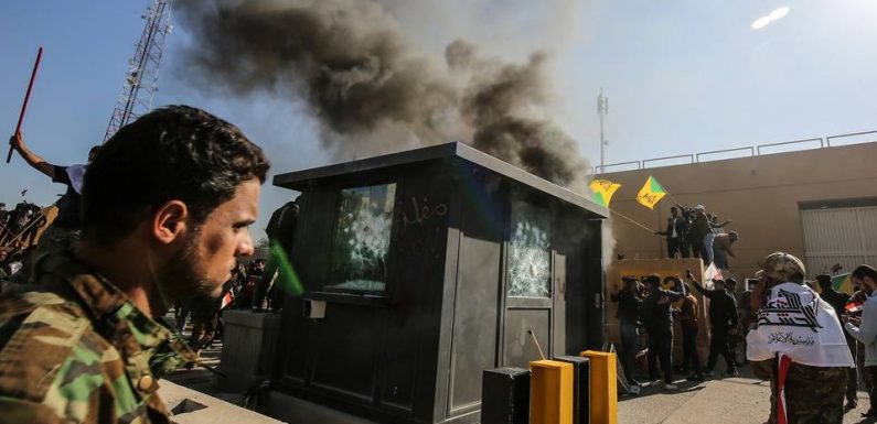 Donald Trump accuse l’Iran d’avoir « orchestré » l’attaque de l’ambassade américaine à Bagdad