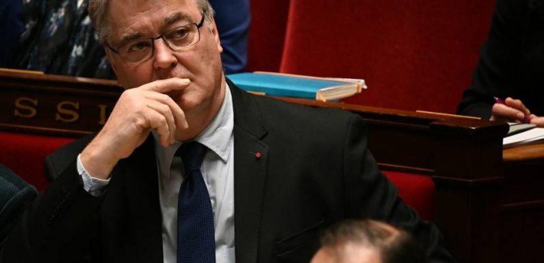#DelevoyeGate… Jean-Paul Delevoye épinglé sur les réseaux sociaux pour «ses activités parallèles»