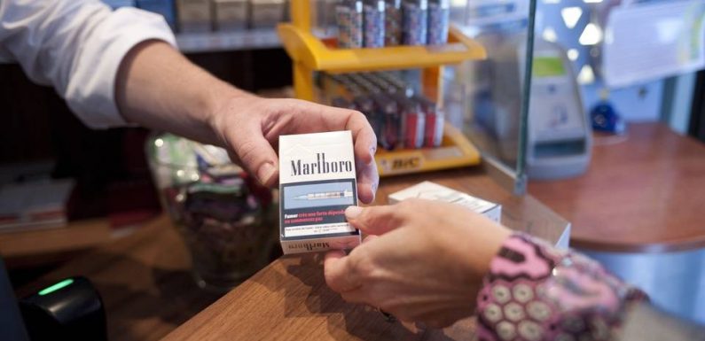 Tabagisme : Le nombre de fumeurs masculins diminue pour la première fois