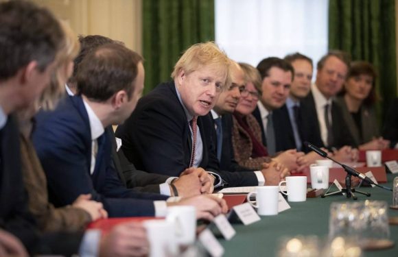 Brexit: A peine réélu, Boris Johnson met la pression sur Bruxelles