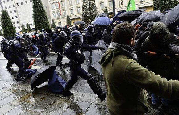 Violences dans les manifestations : « Il y a une plus grande tolérance à la violence policière chez les politiques », selon un chercheur