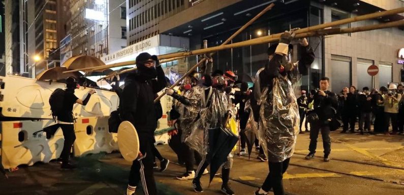 Hong Kong : Grande manifestation pour les six mois de contestation