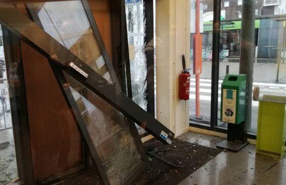 Nantes : Une explosion se produit devant la mairie Nantes-sud, un « acte criminel » selon la maire