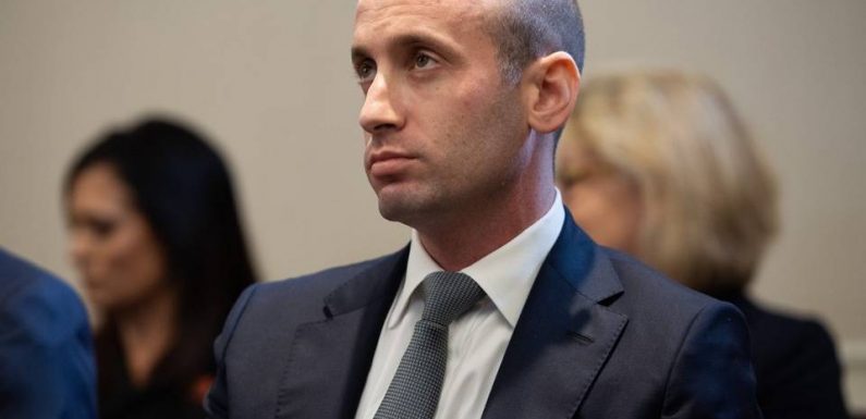 Etats-Unis : Des élus réclament le départ d’un conseiller de Donald Trump, accusé de sympathies racistes