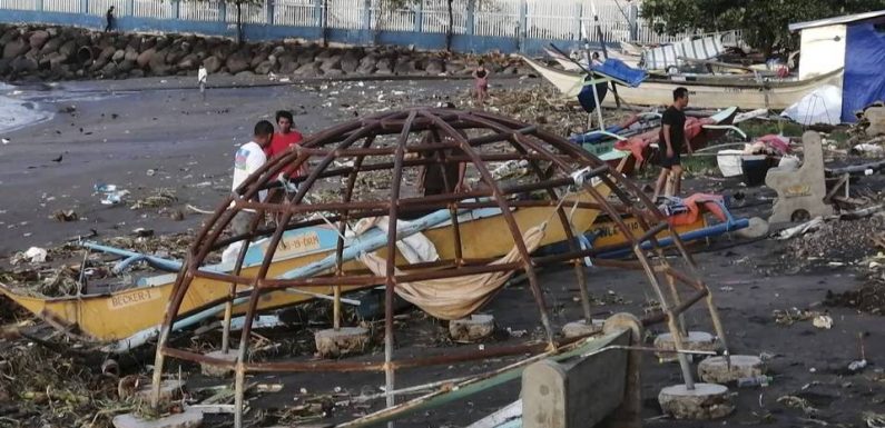 Les infos immanquables du jour : Typhon aux Philippines, Noël à l’Elysée, TGV en gare (enfin 6 sur 10)