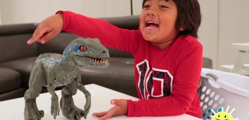 Youtube : Ryan, 8 ans, en tête du classement des youtubeurs avec 26 millions de dollars en un an