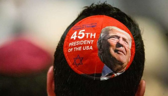 Donald Trump accusé d’antisémitisme après ses propos devant le Conseil israélien américain