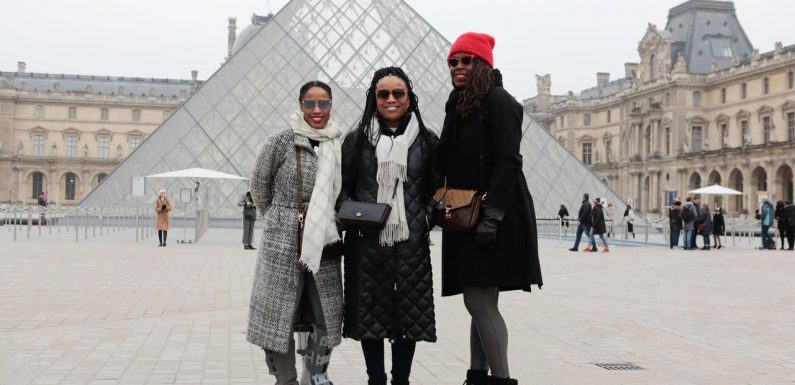 «Pourquoi faites-vous toujours des grèves ?» : le jeudi noir vu par les touristes à Paris