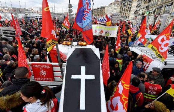 EN DIRECT – Grève : manifestations, trafic, écoles… suivez la mobilisation contre la réforme des retraites